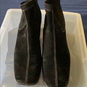 Easy Spirit Black Suede Boot